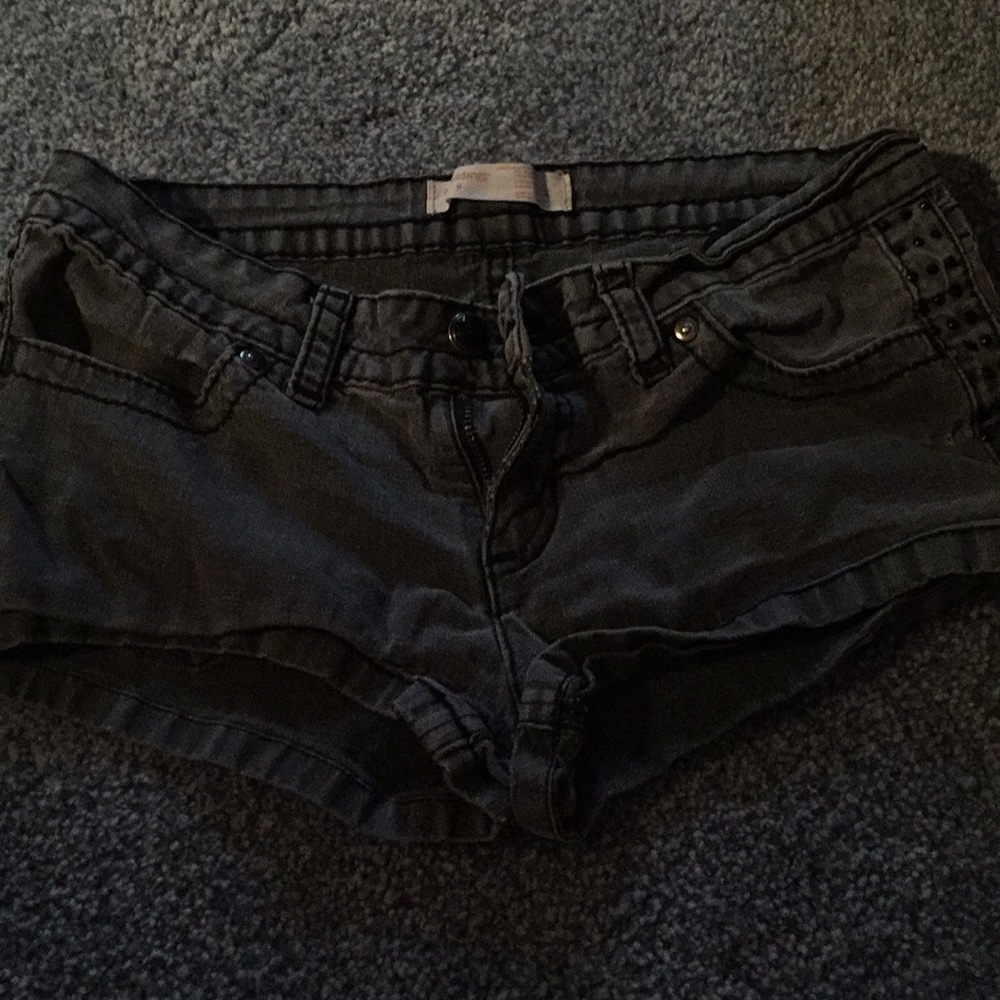 Black shorts 😍😍